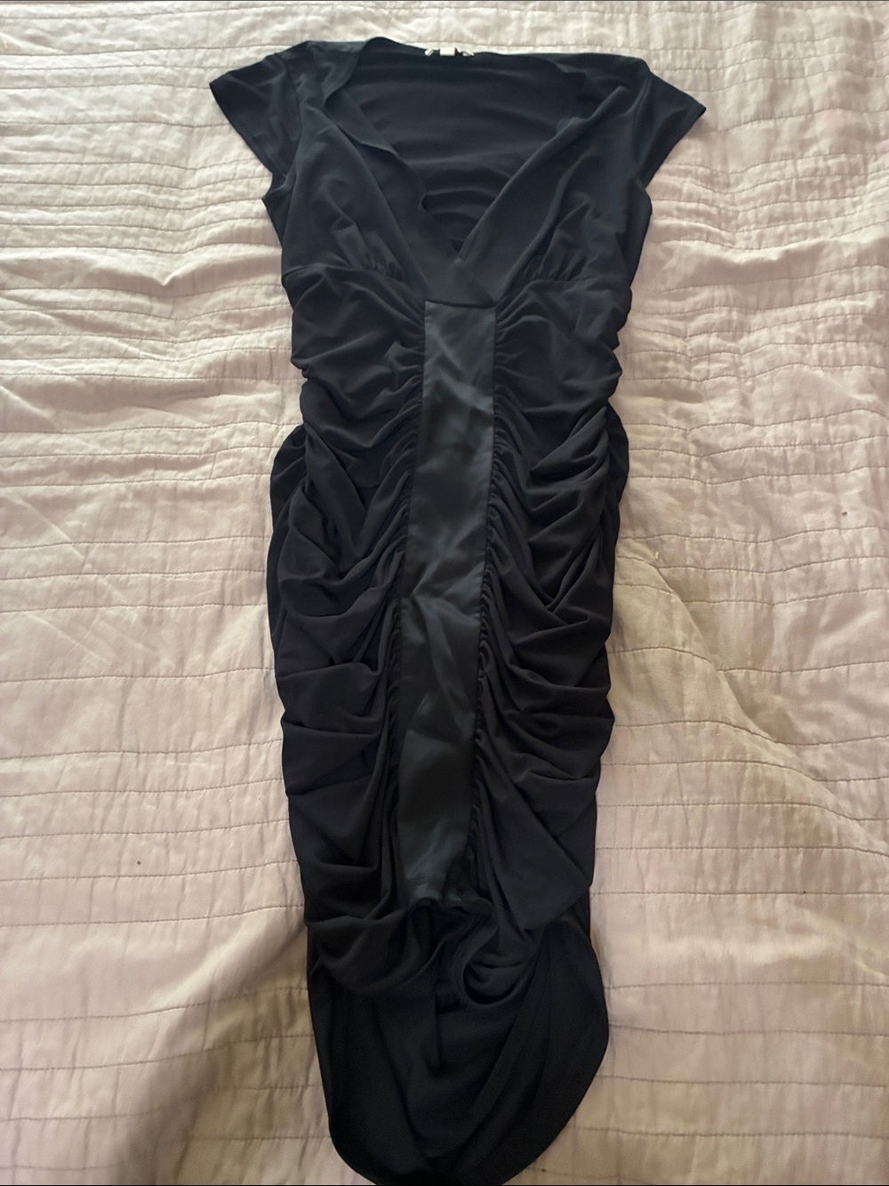 Sean John Black Ruched V-Neck Midi Dress